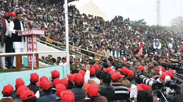 akhilesh-yadav-speech-party-rally